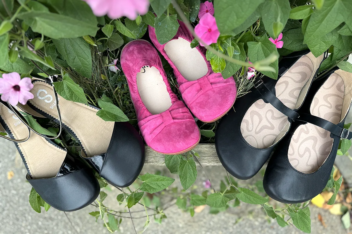 Die 10 besten Barfuß-Ballerinas (stilvoll + mit breiter Zehenbox)