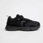 Black wide toe box sneakers, product photo